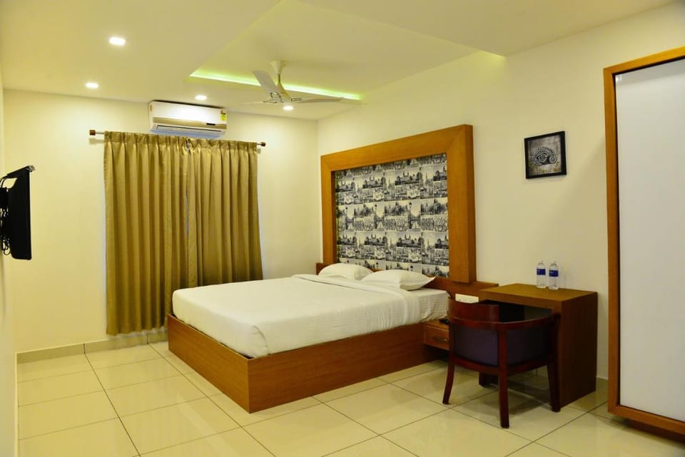 AURA RESIDENCY Hotel in Kerala