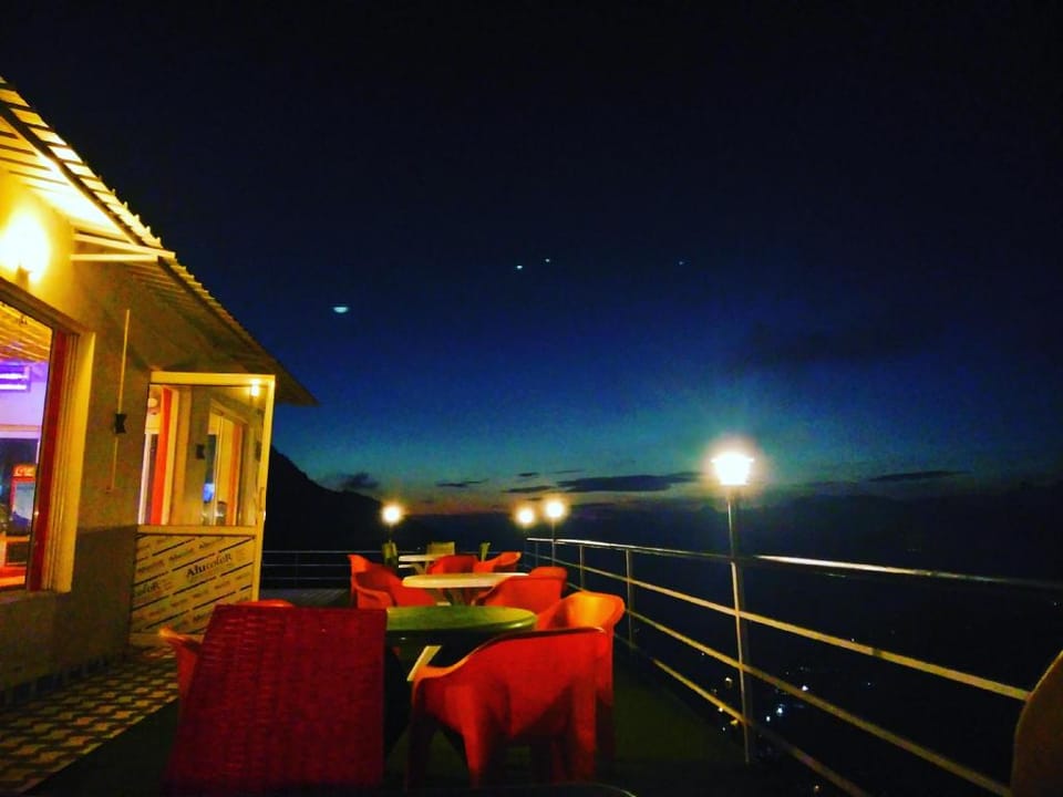 ON THE EDGE Hotel in Uttarakhand