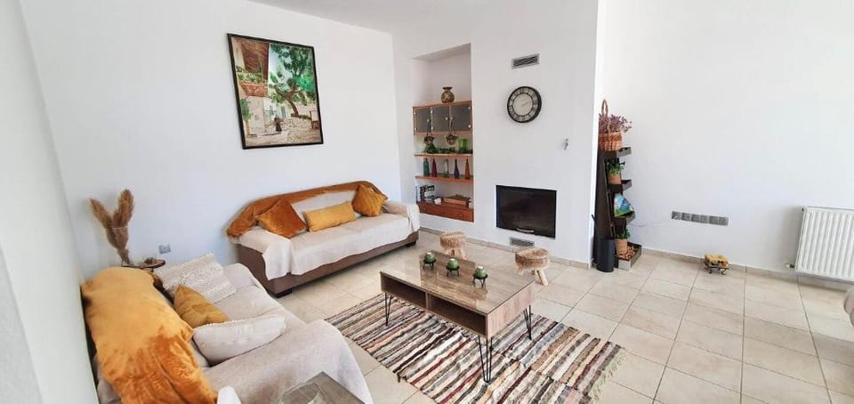 The Mountain House Cy Vacation rental in Paphos District