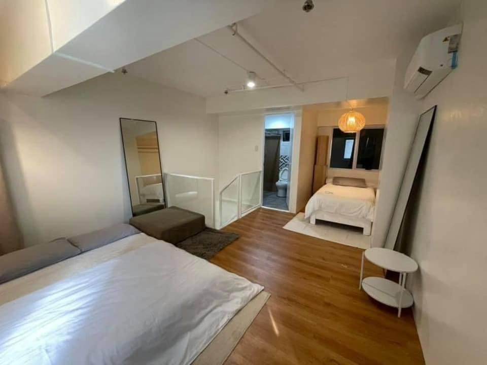 Cozy BGC loft condo (for 6 pax) Apartment in Makati