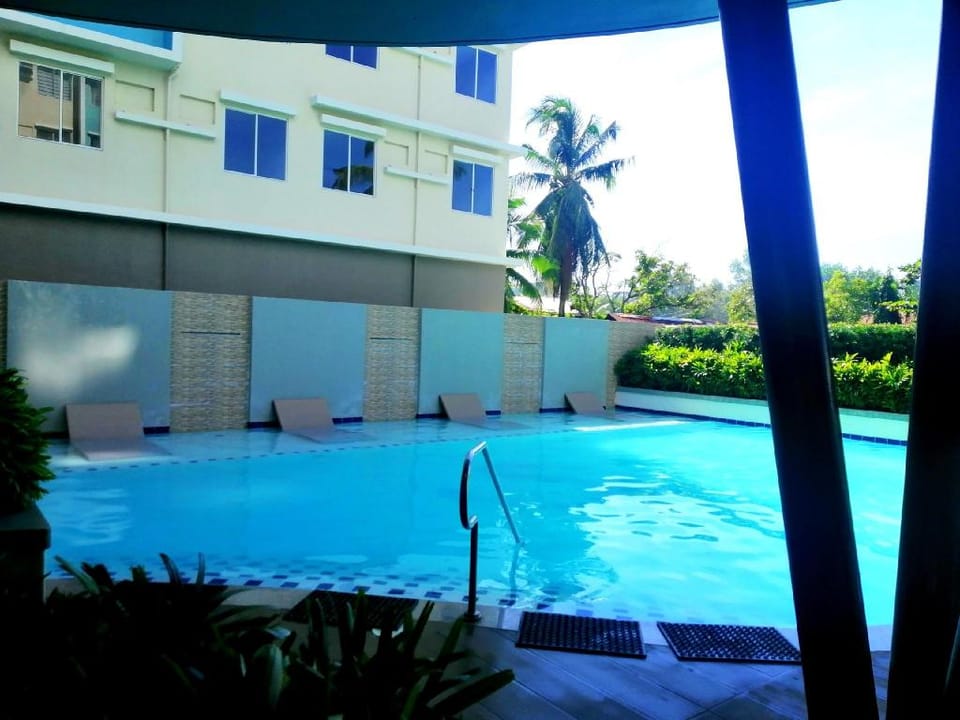 Two BR Condo Unit near Megaworld Iloilo Apartment in Iloilo City