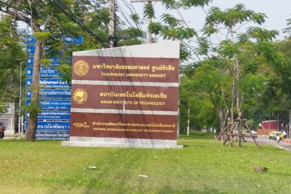 Natcha Place Thammasat Rangsit Apartment in Laos