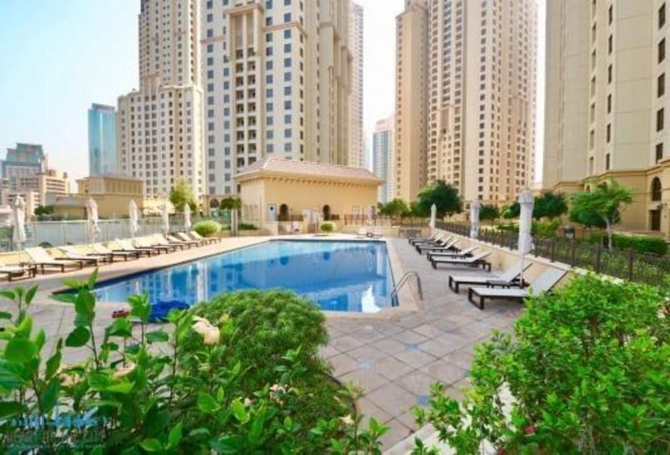 Spacious 2BED | Close to Beach | JBR The Walk Apartment in Dubai