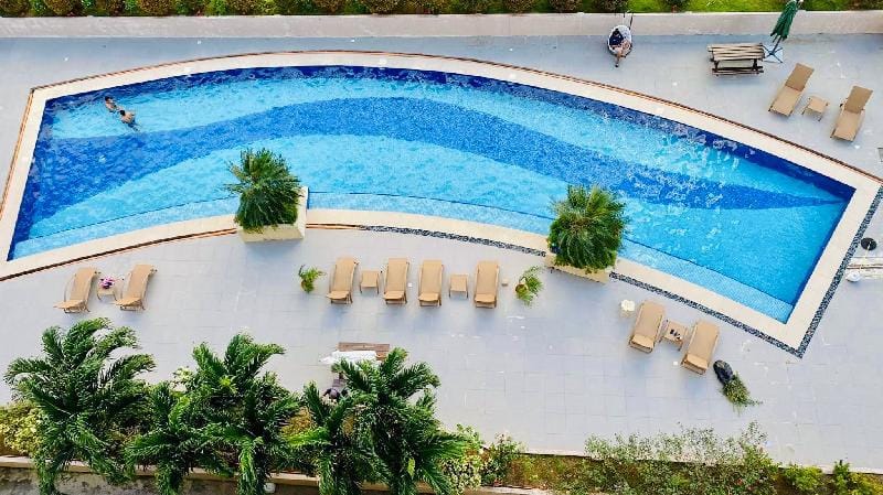 Revamped Home w/ Wifi, Hot Shower, Outdoor Pool Apartment in Lapu-Lapu City