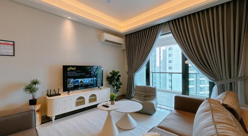 R&F Princess Cove Seine Region by Lions Bay Apartment in Johor Bahru