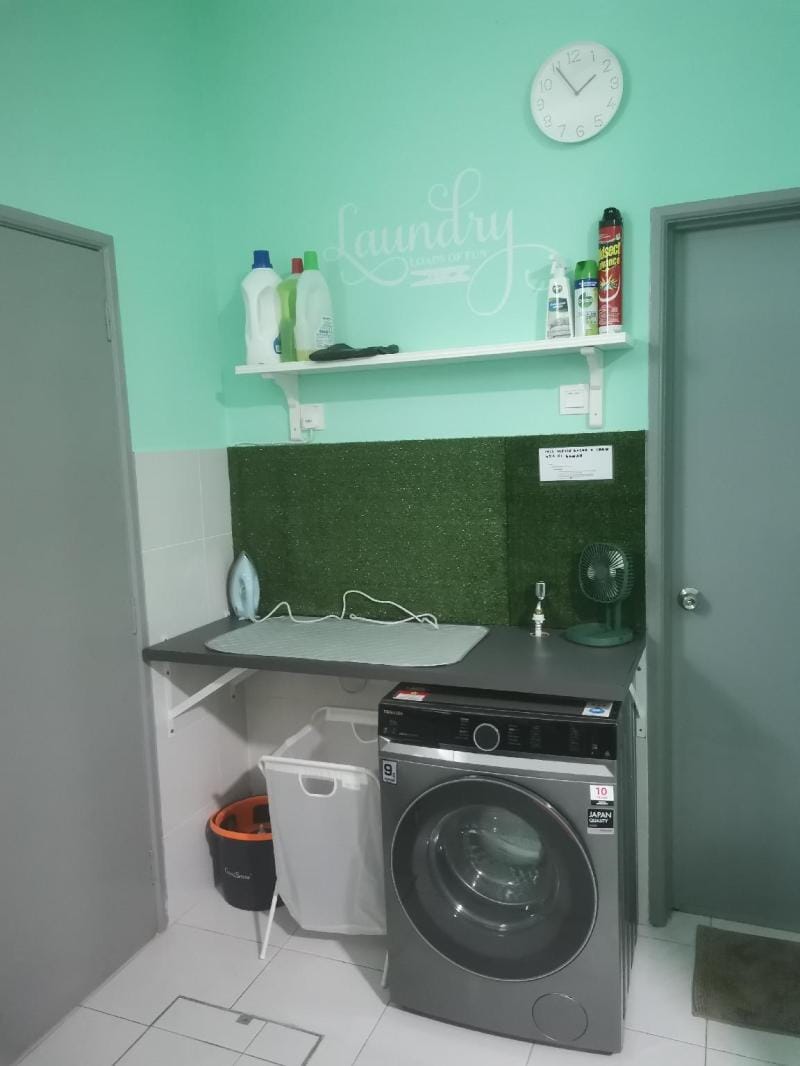 DesaruHomestay 60"TV Wi-fi@ near beach & waterpark Vacation rental in Johor