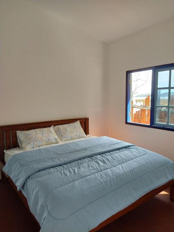 Flow Beach House Vacation rental in Phe