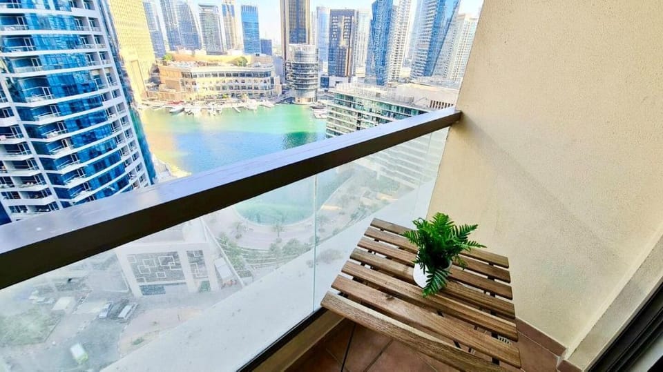 Stunning Marina Views | High Floor | Spacious 1 BR Apartment in Dubai
