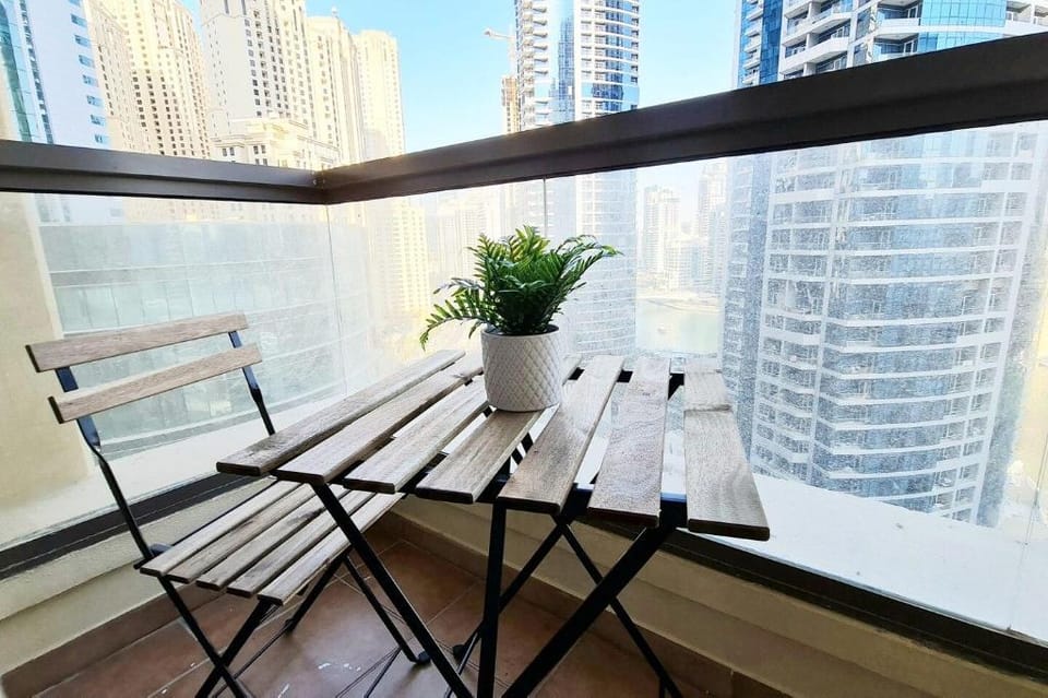 Stunning Marina Views | High Floor | Spacious 1 BR Apartment in Dubai