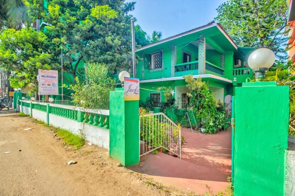 Beach Villa and  guesthouse Villa in Calangute