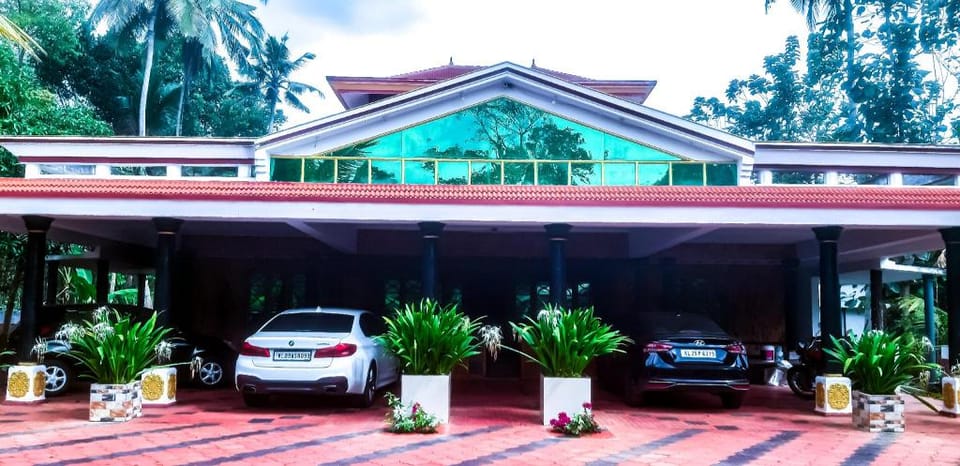 GB25 inn Vacation rental in Kerala