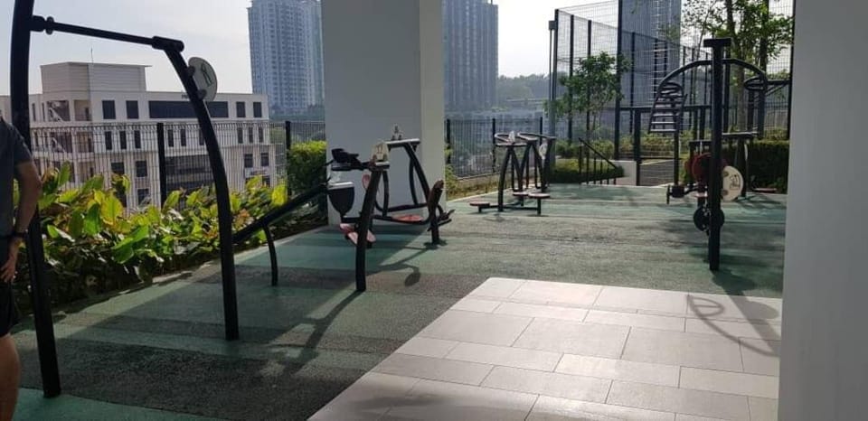 Amazing Pool View Staycation - Netflix n Sanitize6 Vacation rental in Selangor, Malaysia