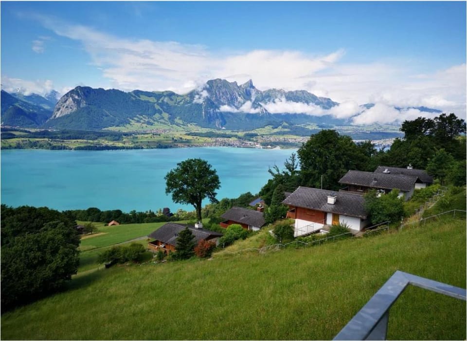 Chalet with view of the mountains and the Thun lake Chalet in Canton of Bern (Region)