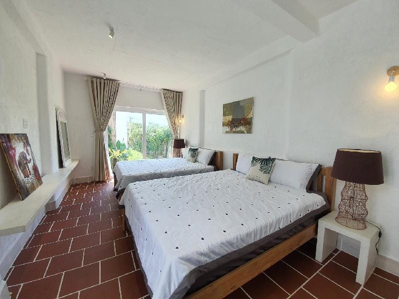 Seaside Villa, Swimming Pool, 12 Guests Villa in Bình Thuận Province
