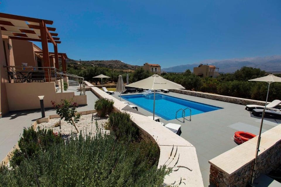 ONE BEDRoom Family House with Pool for up to 4 ! Vacation rental in Crete