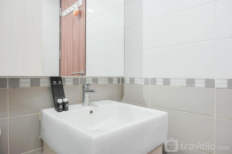 Attractive 1BR Royal Olive Residence By Travelio Apartment in South Jakarta City