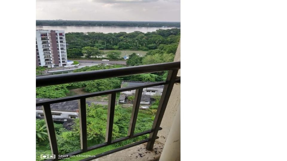 River Retreat Apartment in Kolkata