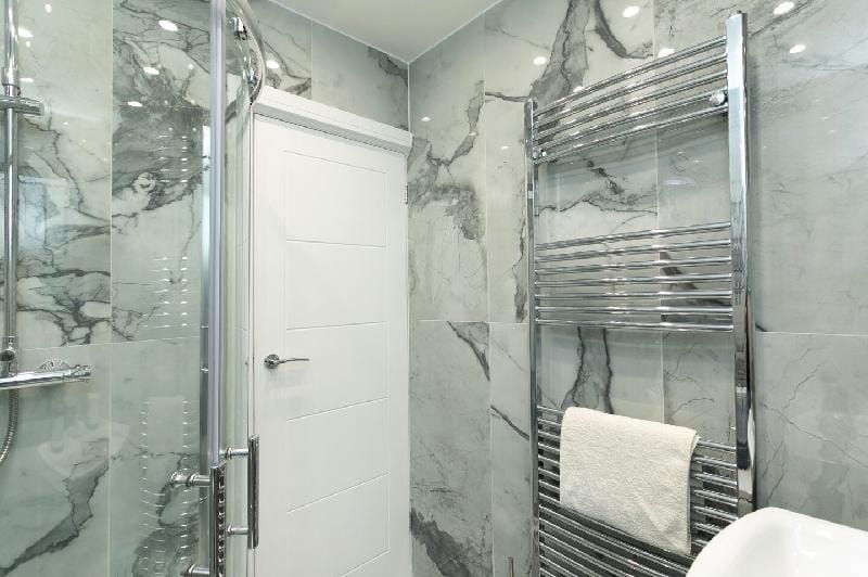 Nottingham Serviced Accommodation (Chayil Experts) Vacation rental in Nottingham