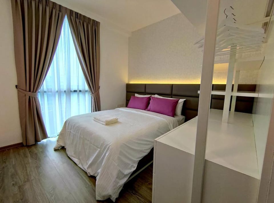 Jk>DeLOFTS_3.0>6Pax>150Mbps>2BedR>2BathR>1Carpark Apartment in Kuching