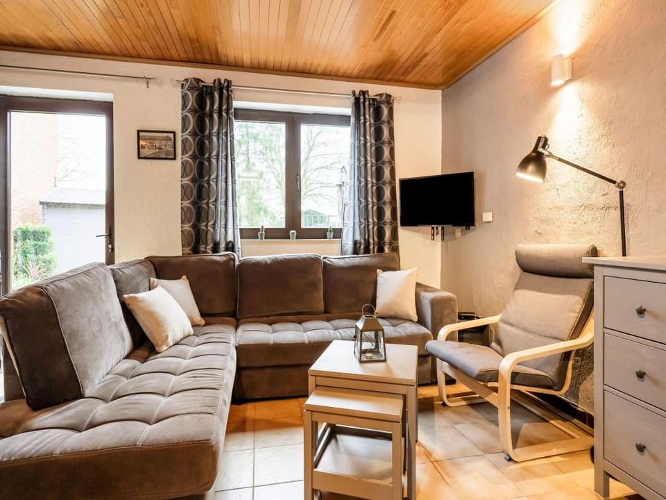 Cottage with Garden, Lessive Vacation rental in Wallonia, Belgium