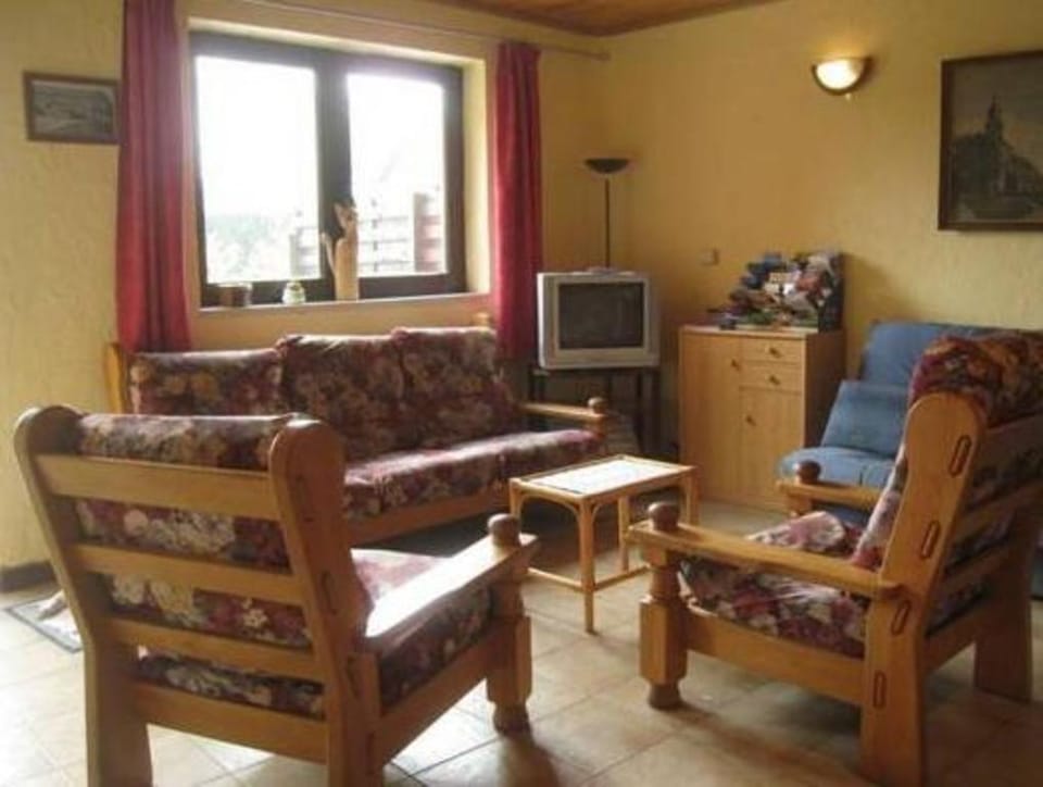 Cottage with Garden, Lessive Vacation rental in Wallonia, Belgium