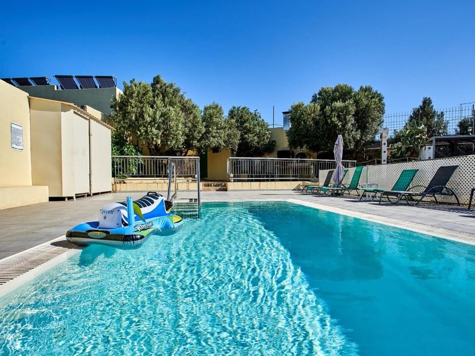 Holiday Home in Ingenio with Private Pool Villa in Comarca Sur