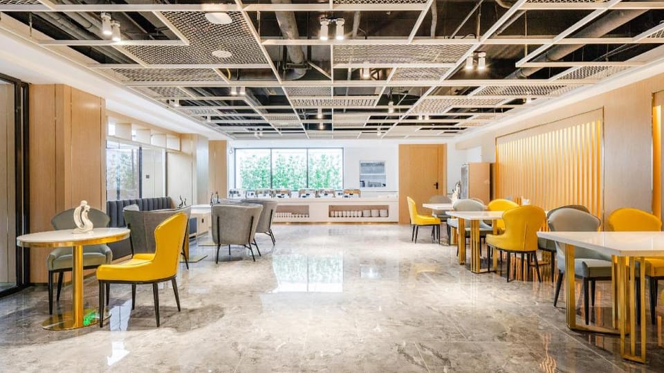 Hanting Premium Hotel Chongqing Guanyingqiao Hongqihegou Metro Station Hotel in China