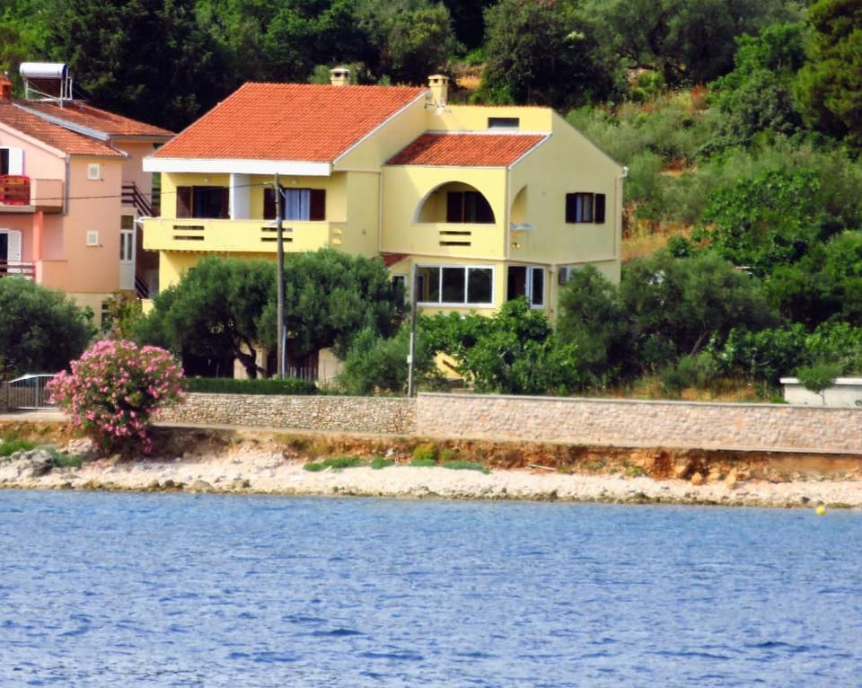 Apartment for 5 persons, by the sea and with beautiful view Apartment in Zadar County