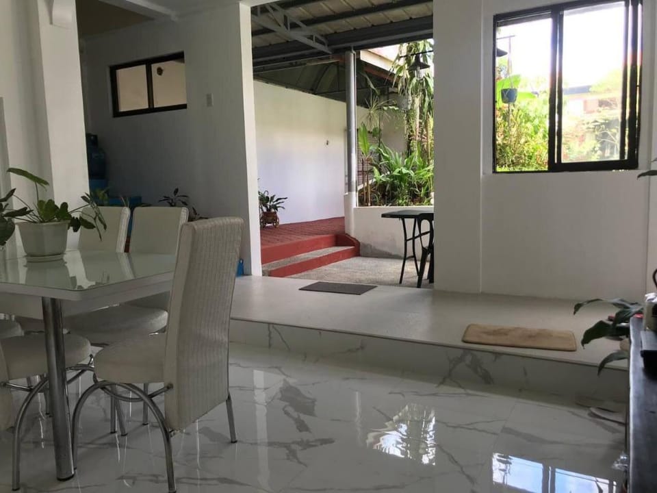 Affordable Garden View in Tagaytay Free Breakfast Apartment in Tagaytay