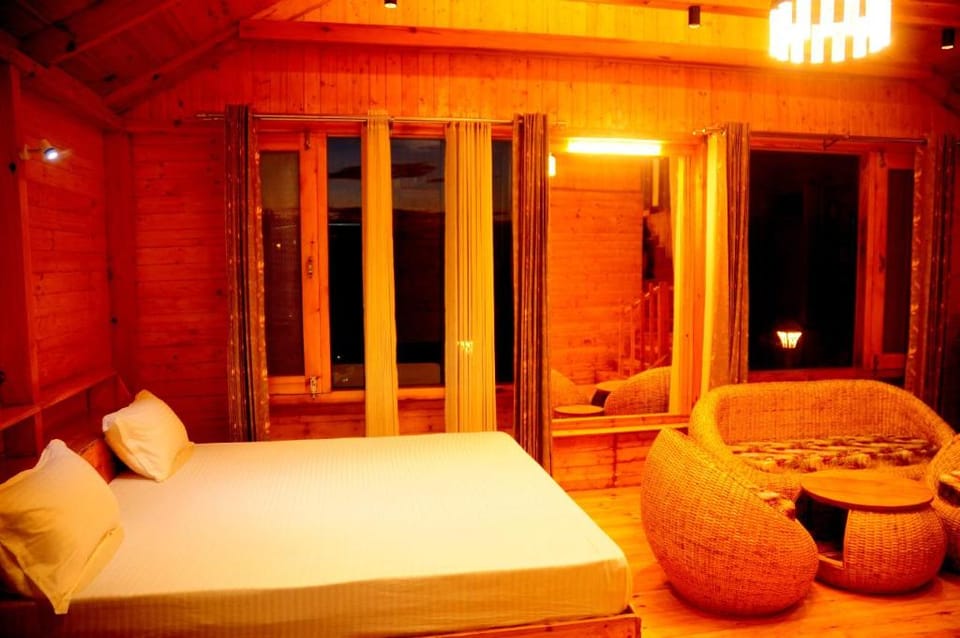 Perfect for Honeymoon  Villa in Himachal Pradesh