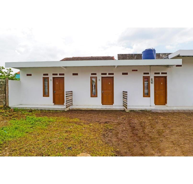 OYO 90809 Homestay Black Pink Merah Jambu Syariah Hotel in West Java