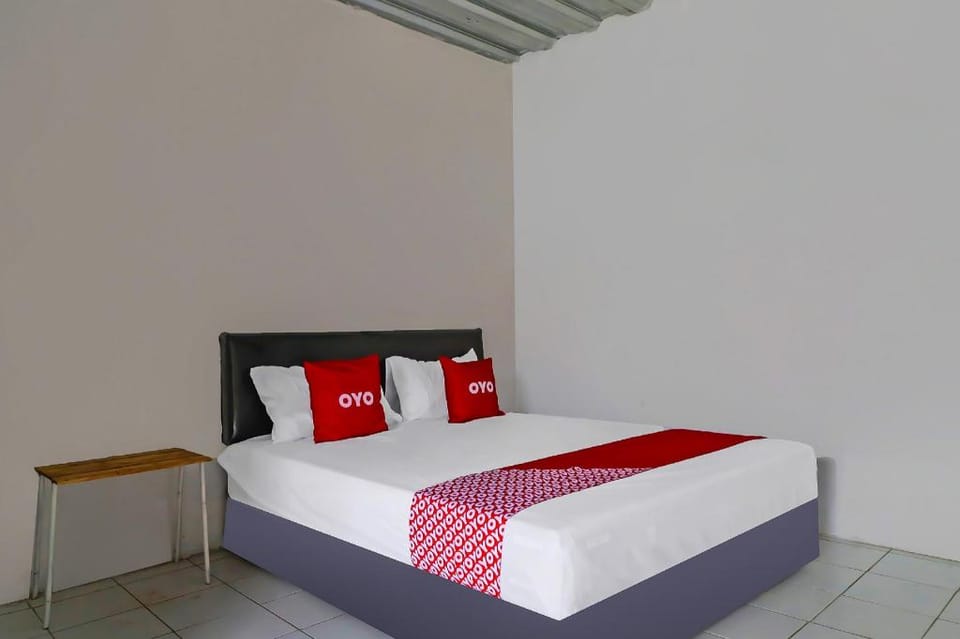 OYO 90809 Homestay Black Pink Merah Jambu Syariah Hotel in West Java