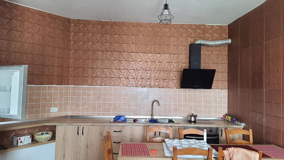 Green Apartament  Apartment in Tirana County, Albania