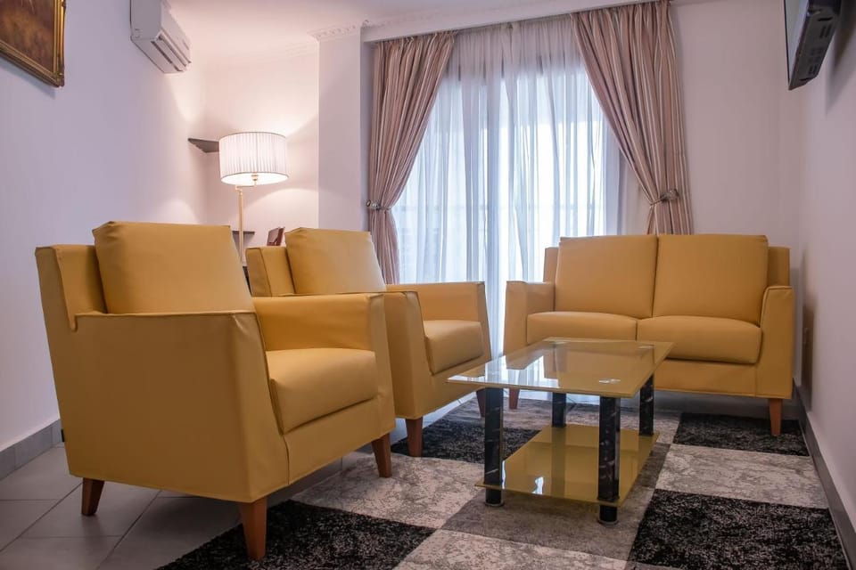 FAYA Hotel Hotel in Douala