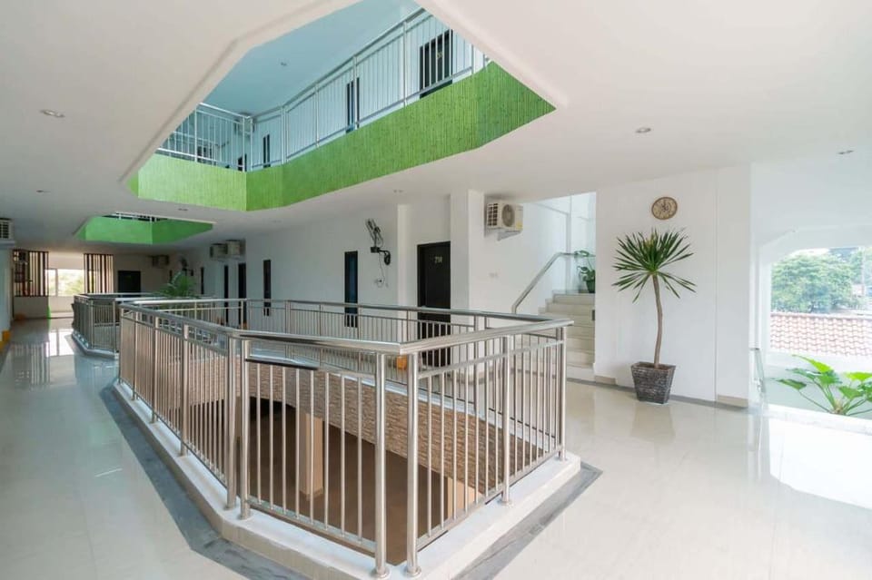 Urbanview Hotel Ephe Palembang by RedDoorz Hotel in Indonesia