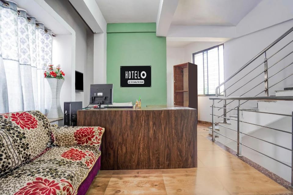 Super Hotel O Rajendra Nagar Hingna Road Hotel in Maharashtra