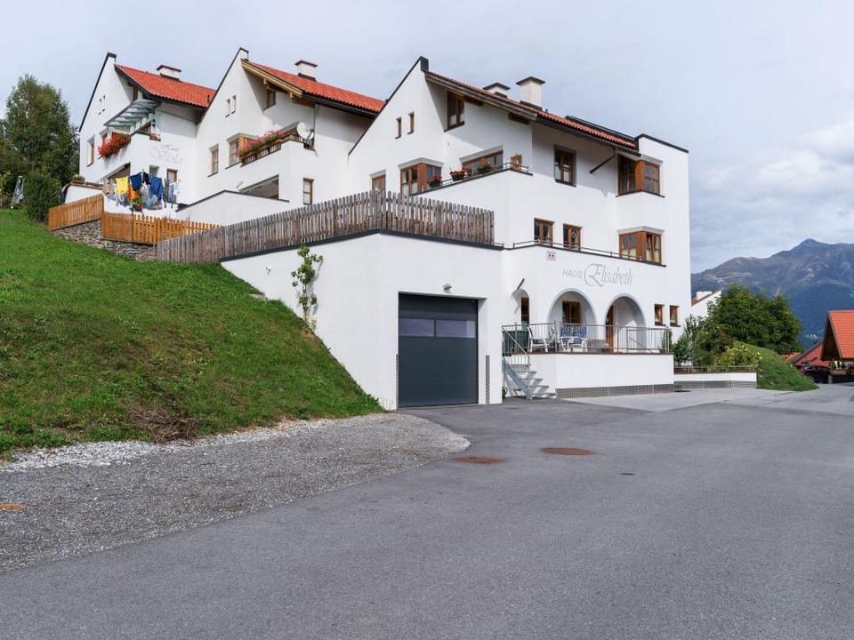 Apartment in Fiss near Ski Lifts Apartment in Serfaus