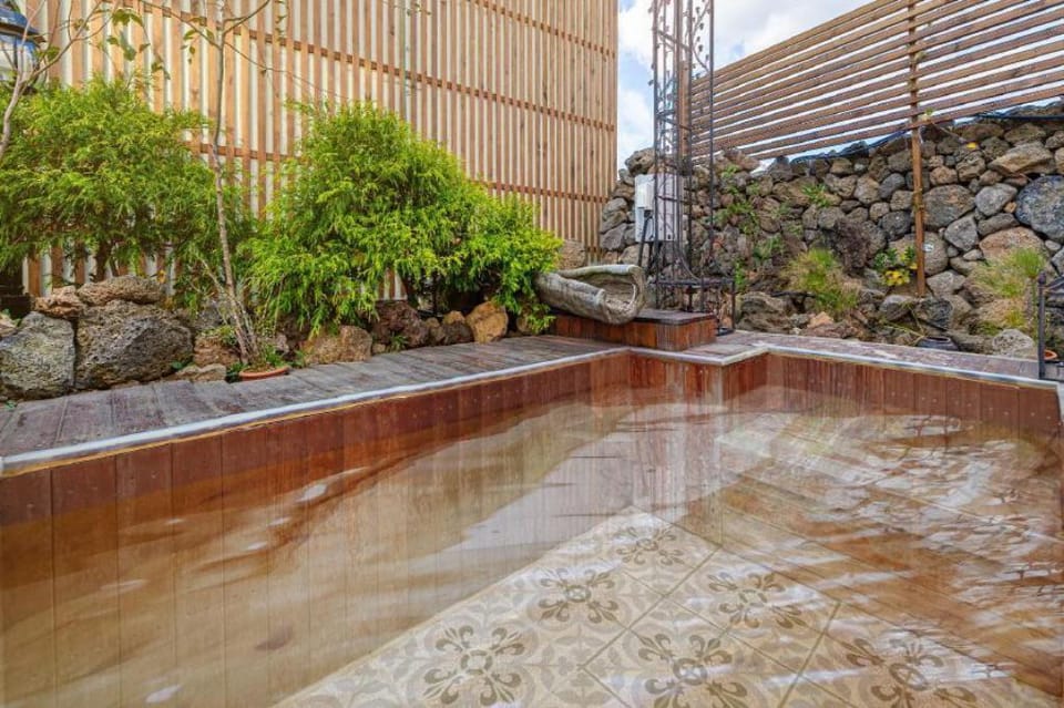 Seogwipo Unyeong Pension Bed and Breakfast in South Korea