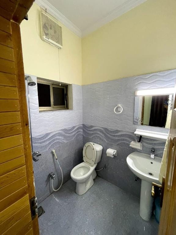 Welcoming 1-Bed Room (Double Bed) with Parking Vacation rental in Islamabad