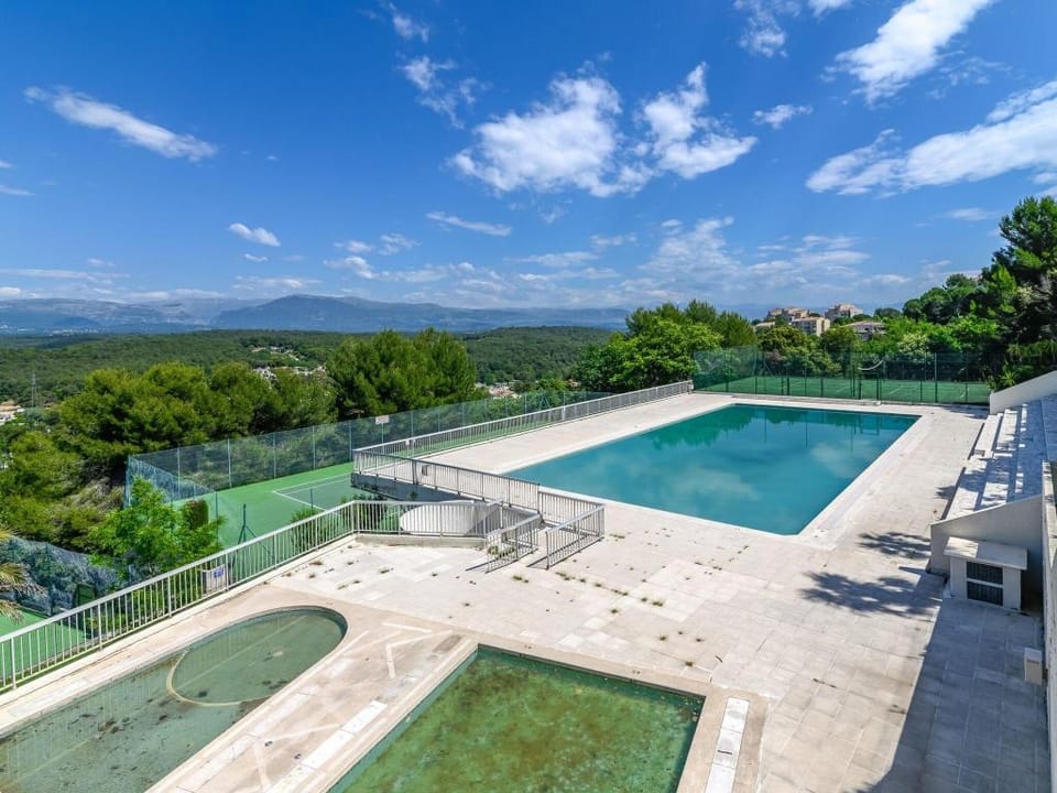 Mougins Hideaway for 4 Guests Vacation rental in Mougins