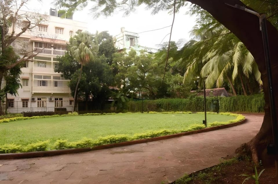 Hotel Aga Beg Hotel in Mumbai