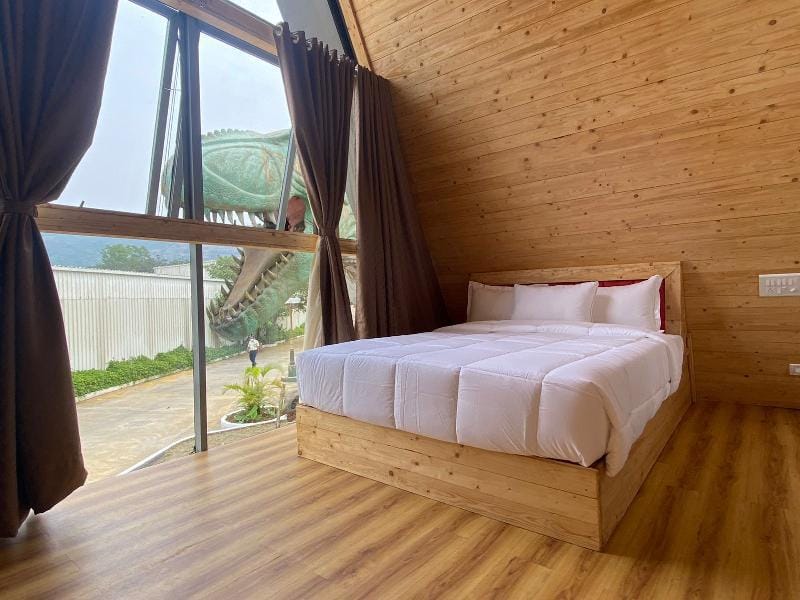 Dinosaurs Resort Villa 3BHK Villa in Lonavla