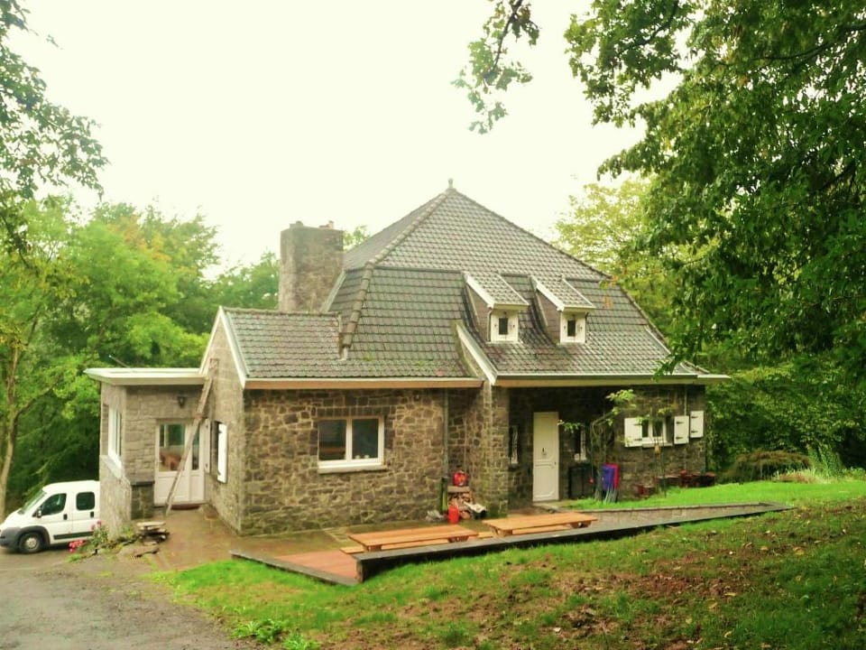 Eco Hilltop Home in Falaen Vacation rental in Wallonia, Belgium