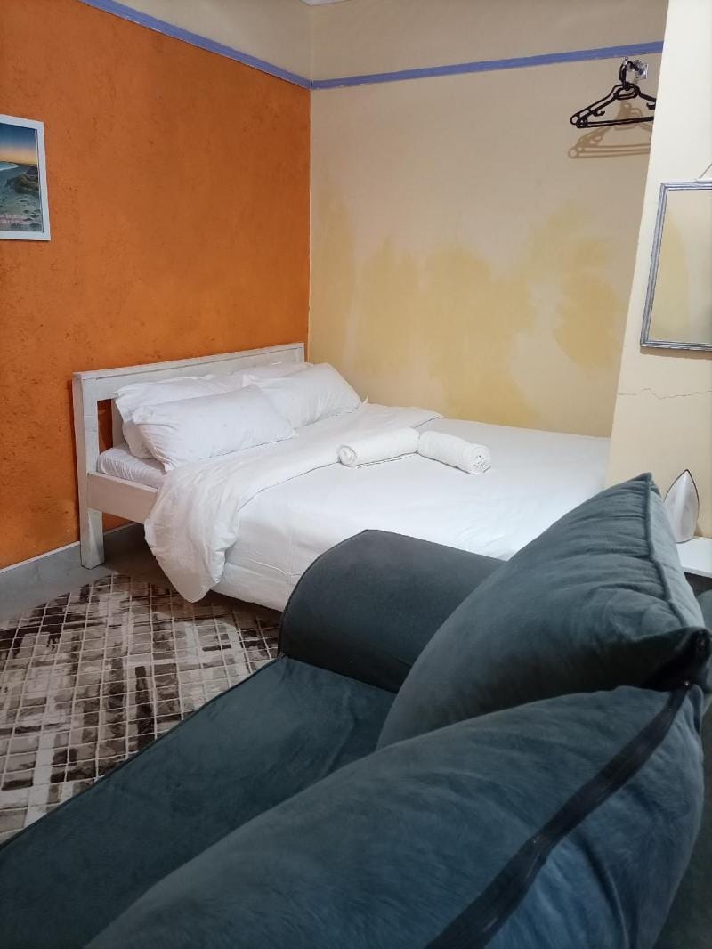 All amenities are in the vicinity.  Apartment in Kenya