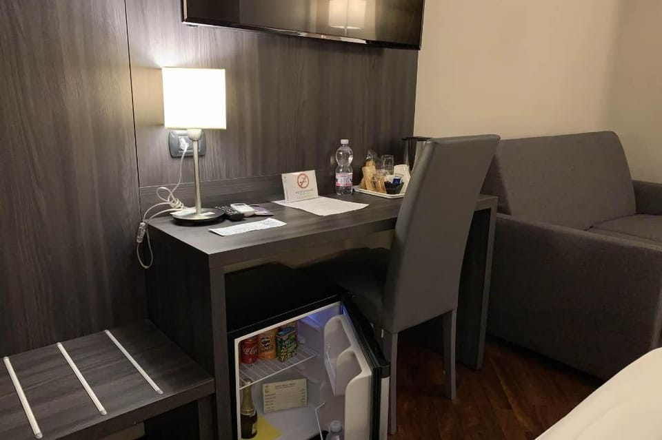 Brain Rooms & Suite Junior Suite con Terrazza 606 Apartment in Campania