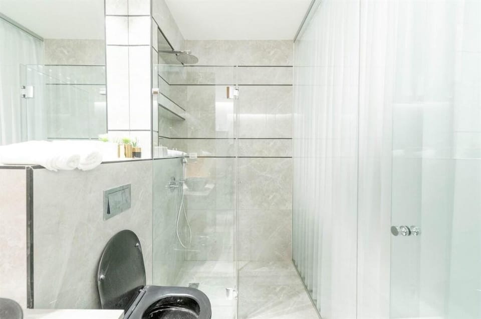 gray suite Vacation rental in Netanya