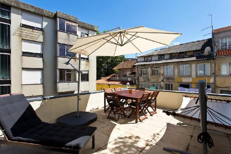 Premium Apartment with Private Terrace & Garage Apartment in Porto