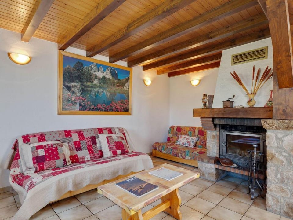Chalet in Montagny near Ski Slopes Vacation rental in Les Allues