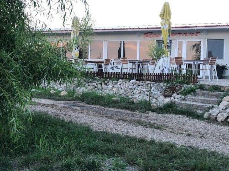 Cozy Lakeside Fishing Cabin Vacation rental in Romania