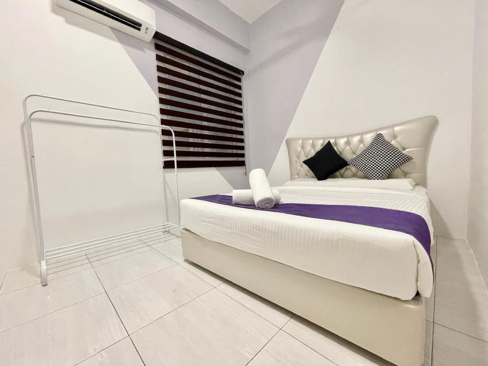 A Lovely Condo II with Sky Pool, 3R2B | 3-Minute Distance to Restaurants and Duty-Free Shops Apartment in Kedah